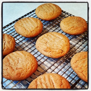 #PeanutButterLoversDay cookies cooling. Help yourself to a virtual cookie to celebrate!